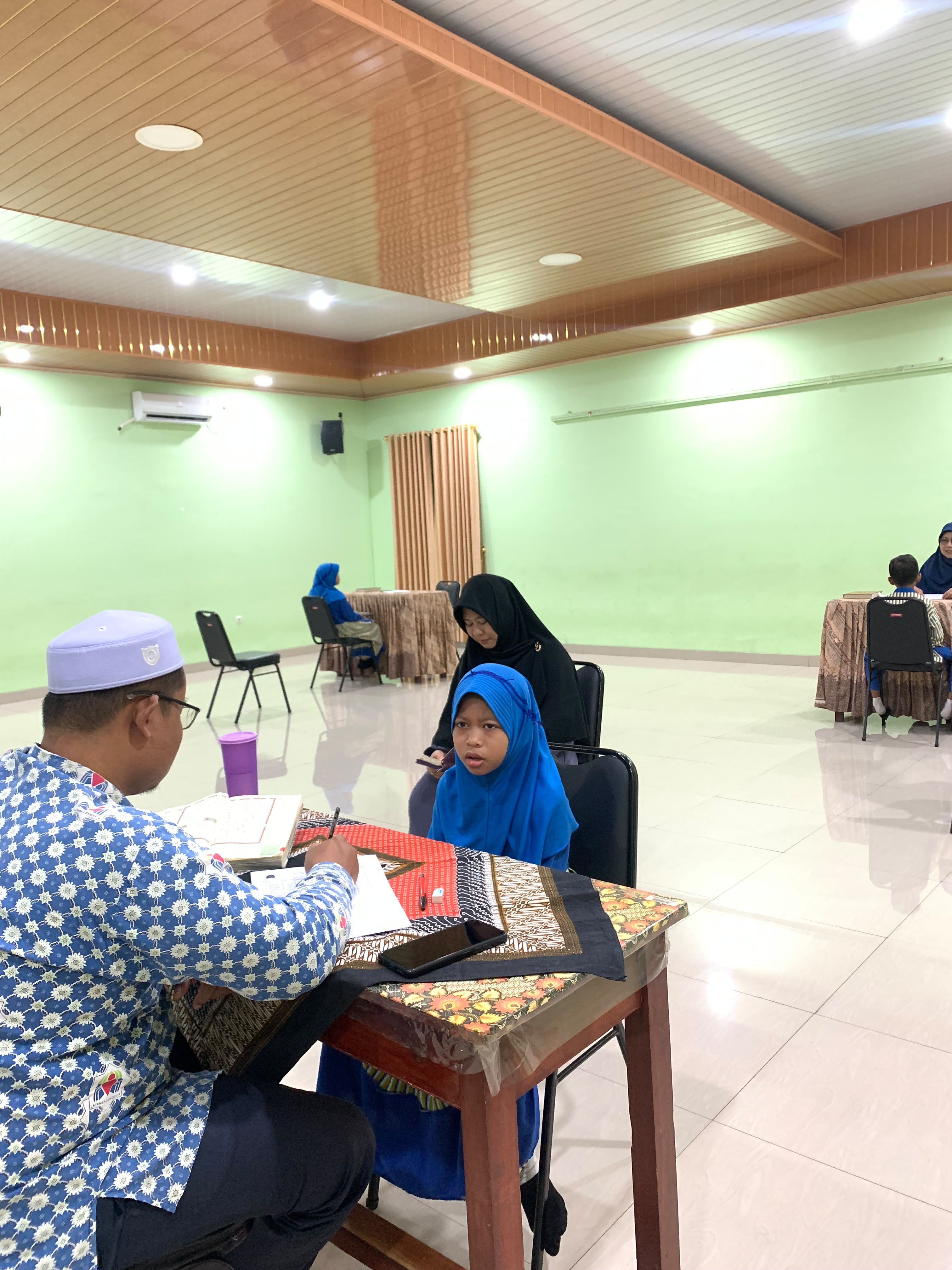 Sertifikasi Al Quran untuk murid yang sudah menyelesaikan hafalannya